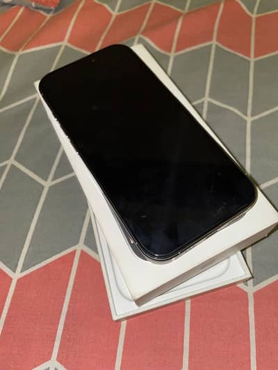 Apple iPhone 16 Pro