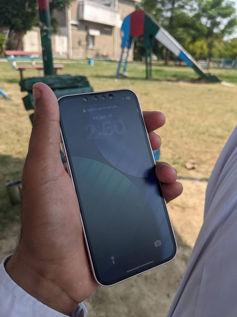 Apple iPhone 13 mini 2