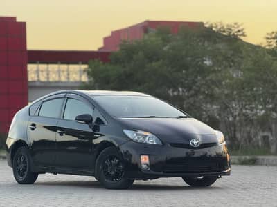 Toyota Prius G 2011/14 Top Variant