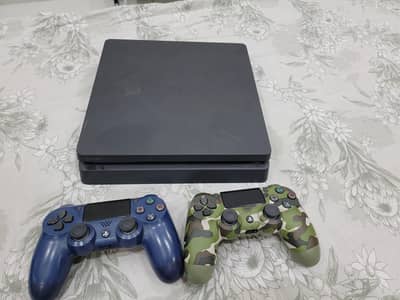 Playstation Ps4 Slim | 1 TB | Jailbreak | 2 Orginal Controllers