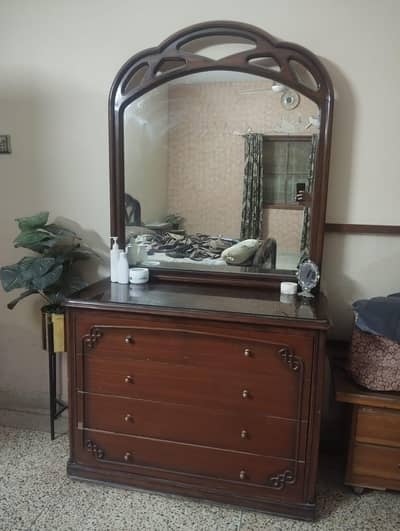 Bedroom Set - Complete Furniture - Luxury Bed with Dressing Table