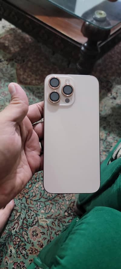 Apple iPhone 16 Pro Max
