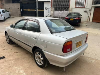 Suzuki Baleno 2001