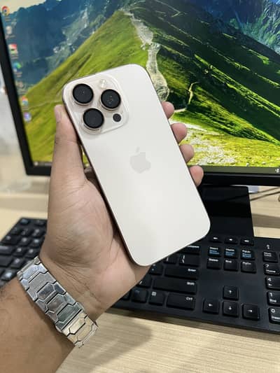 Apple iPhone 16 Pro (Non Active)