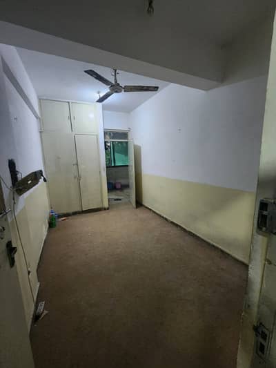 Carpet room available in G10 Markaz for Male