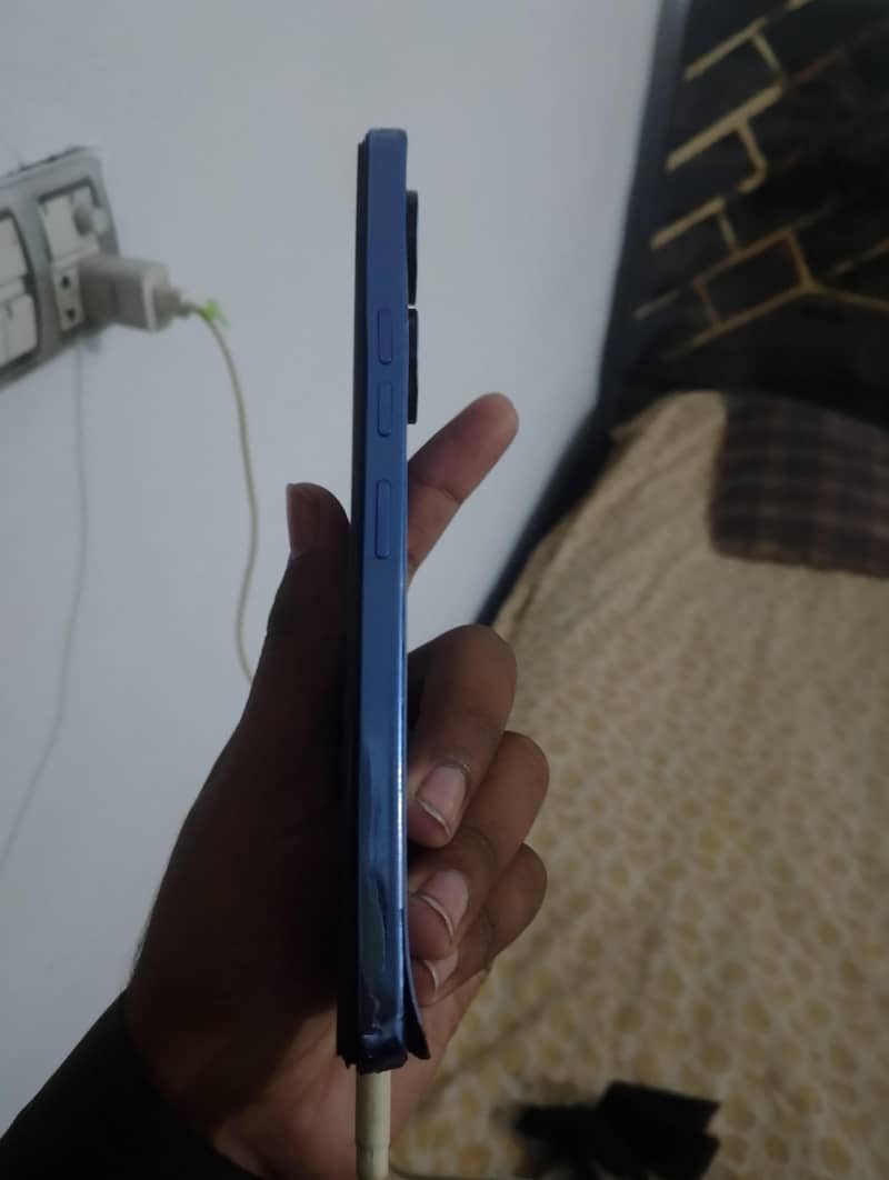 Tecno CAMON 20 2