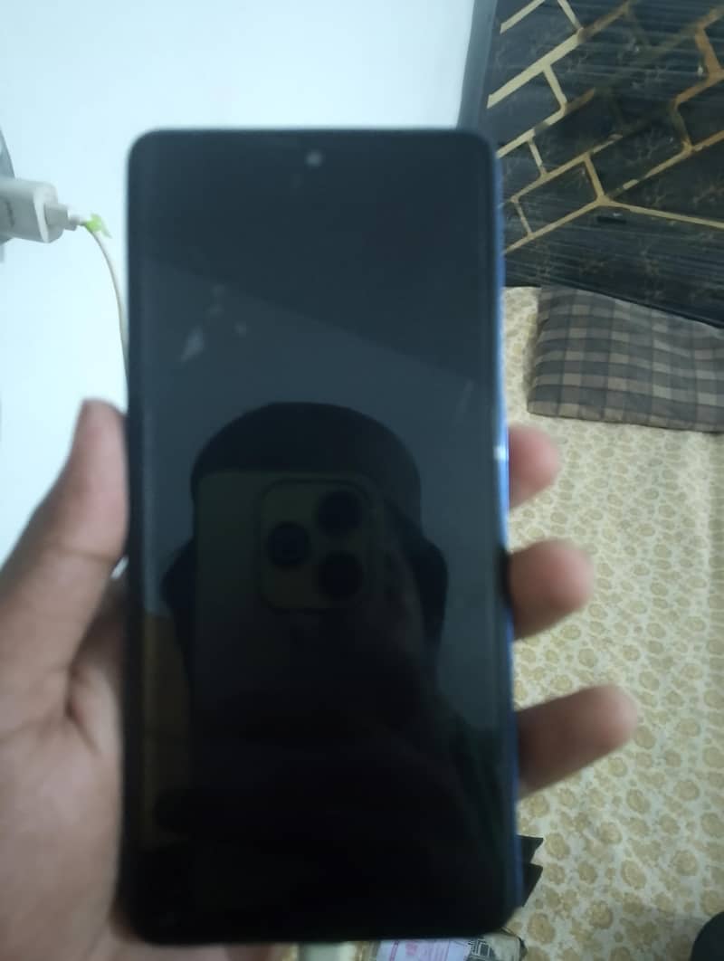 Tecno CAMON 20 3