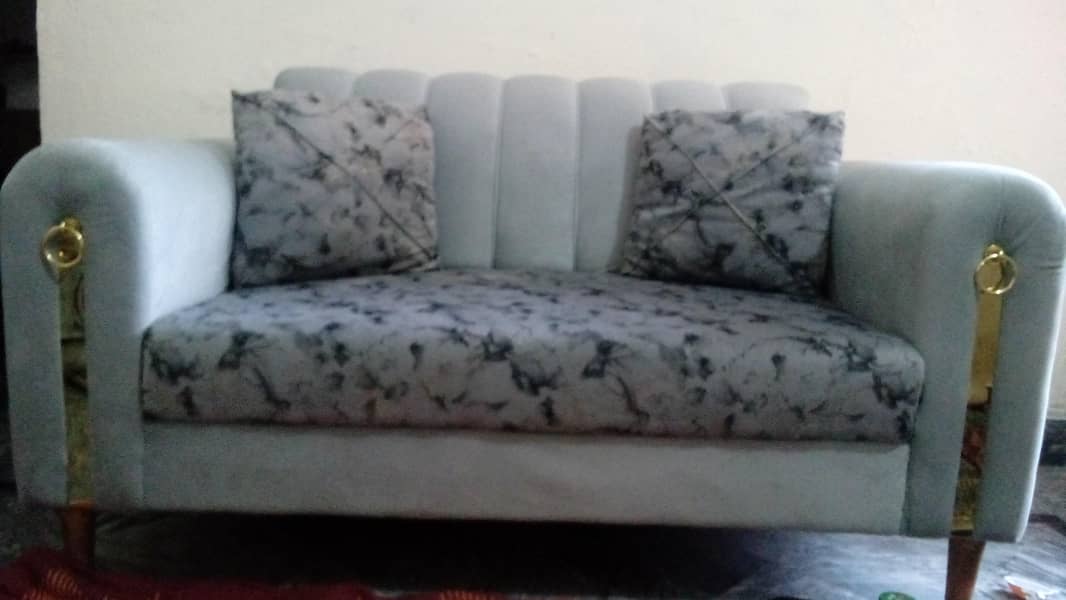 three seaters sofa 2