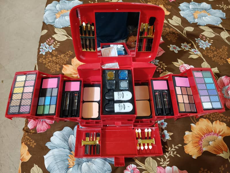 makeupkit box 3