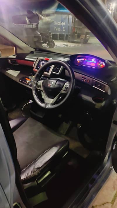 Honda Freed 2012 exchange posibel