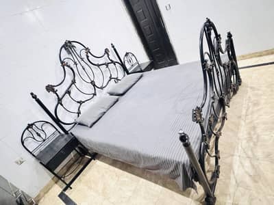 king size bed