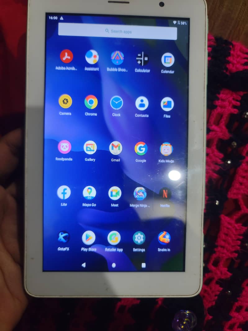 good condition android tablet 0