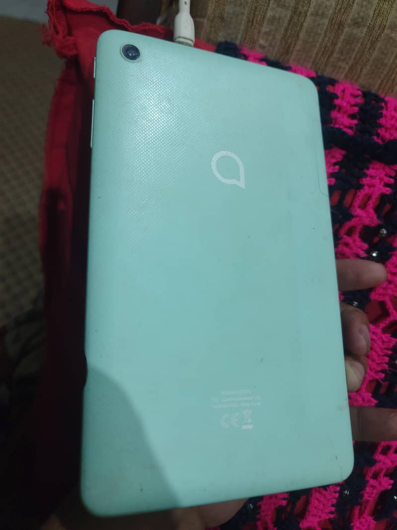good condition android tablet 1