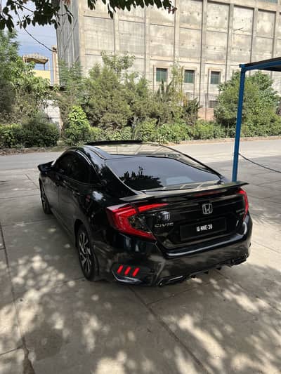 Honda Civic Oriel 2016