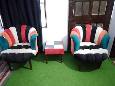 2 Coffe chairs with table (03709572012)whatsup