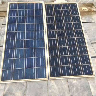 2 solar panels plates and 1 air cooler