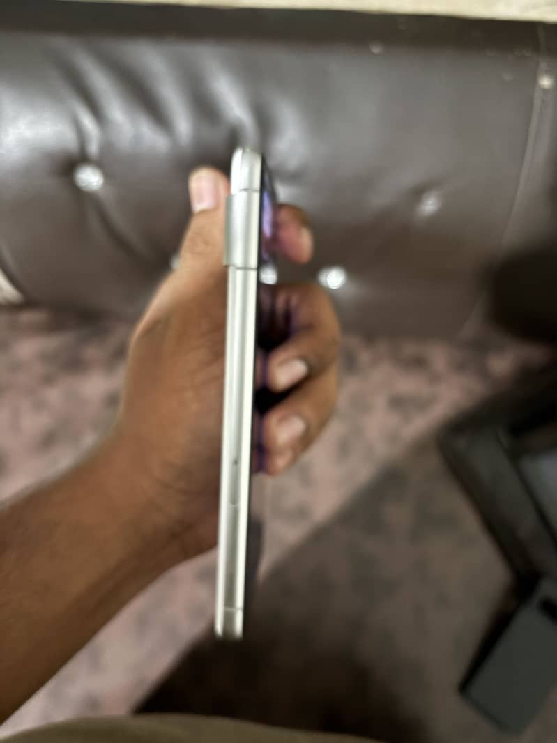 Google Pixel 7 5