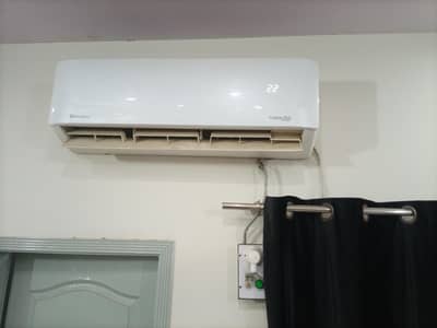 inverter AC for sale very good condition
