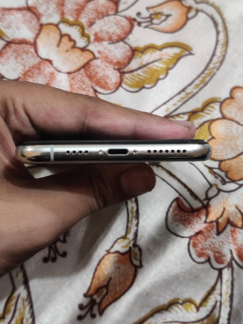Apple iPhone XS Max PTA APPROVED 5