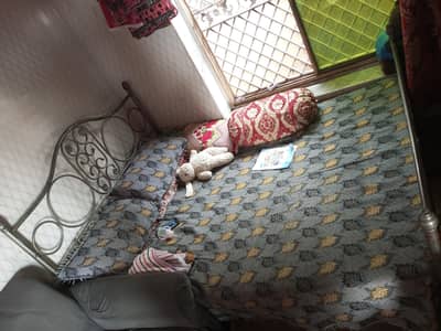 iron bed double & almari