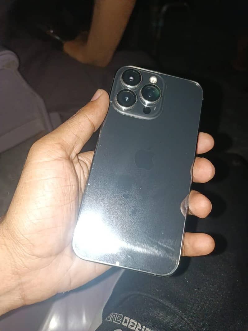 Apple iPhone 13 Pro 0