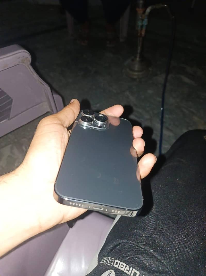 Apple iPhone 13 Pro 1