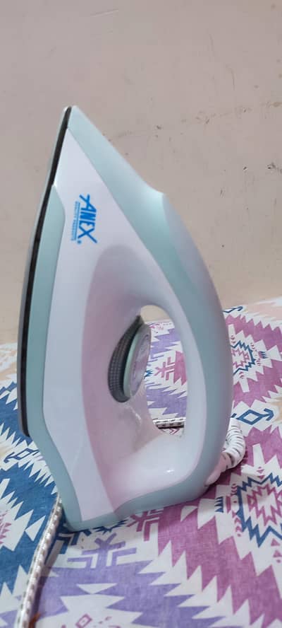 Brand New Anex Deluxe Dry Iron (2 Years Warranty)