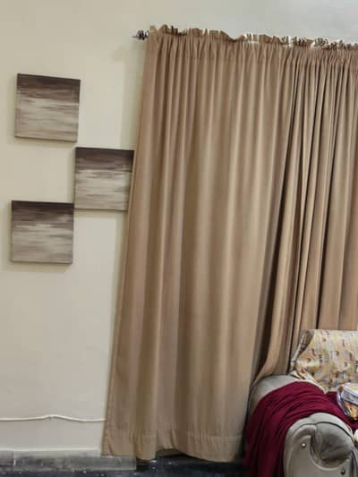 one blind an 2 door valvet curtains