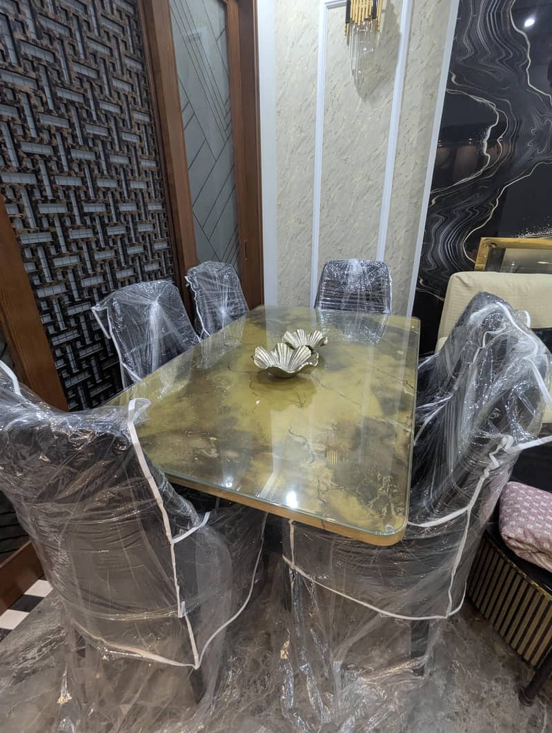 6 Table dining table 0