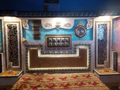 complete 5-piece matching home furniture set for sale (Excellent Cndi)