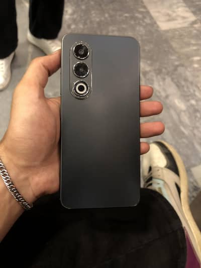 Itel S25