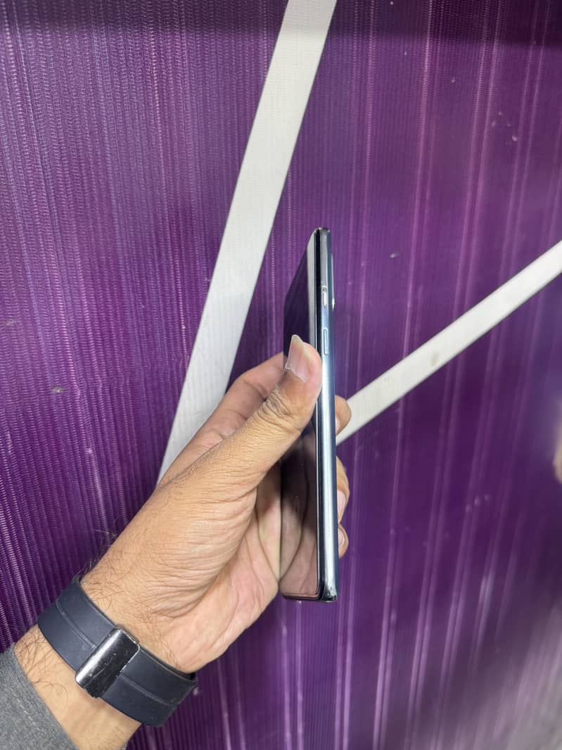 One Plus 8T 1