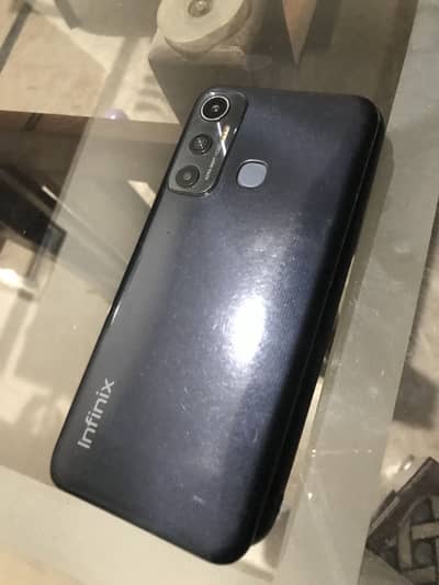 Infinix Hot 11