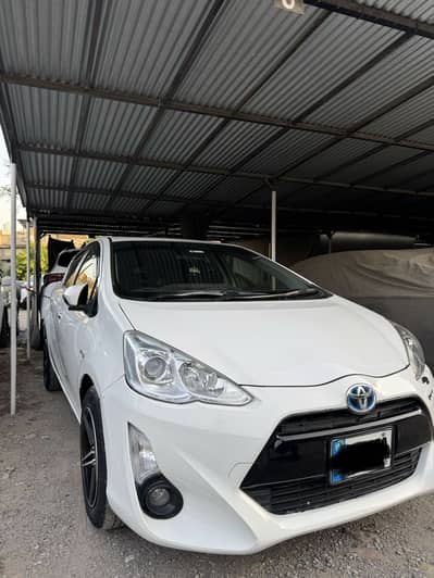 Toyota Aqua 2015