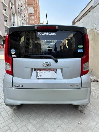 Daihatsu Move 2015