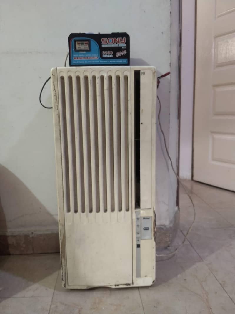 window ac 1