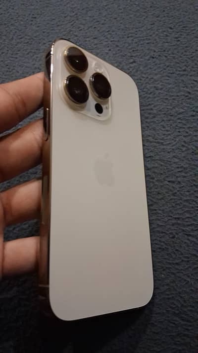 Apple iPhone 14 Pro