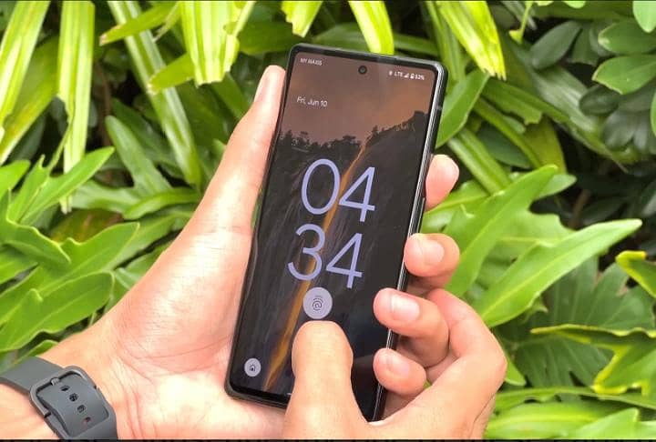 Google Pixel 6a 1
