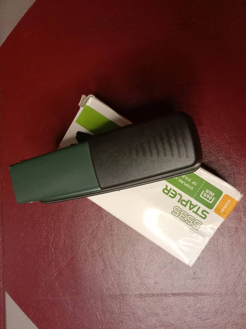 Stapler 0