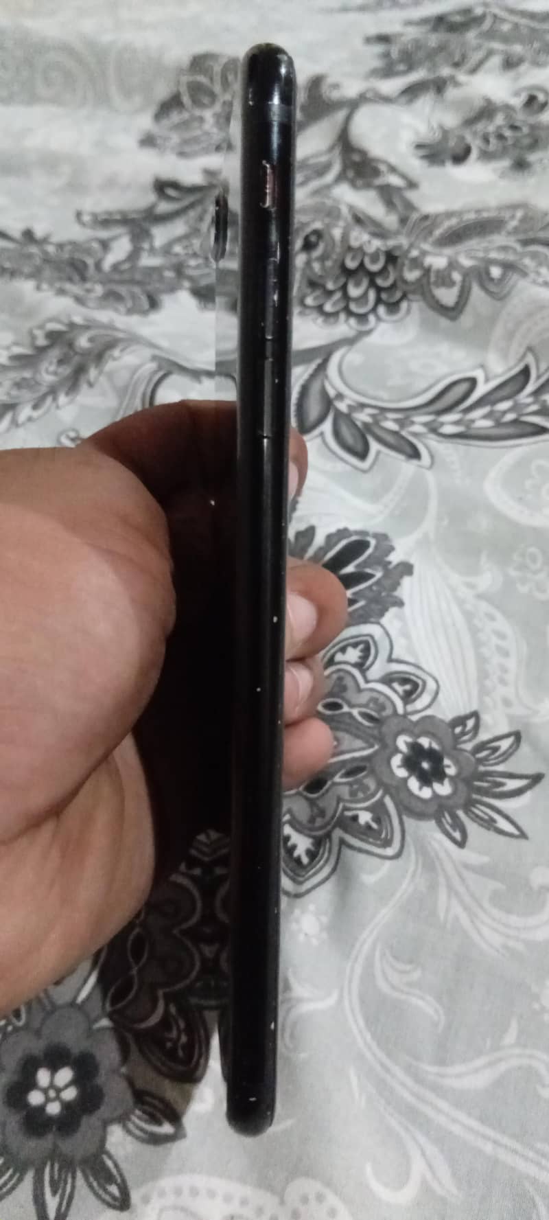 Apple iPhone 7 Plus 1