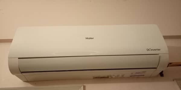 Haier invertor split AC 1 Ton