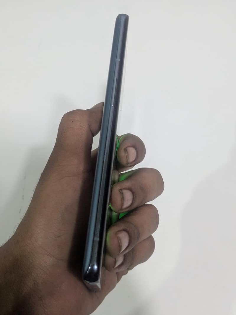 One Plus 9 Pro 4
