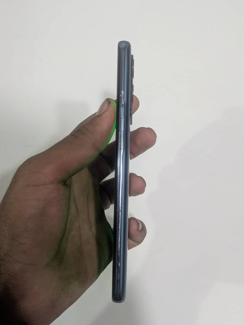 One Plus 9 Pro 7