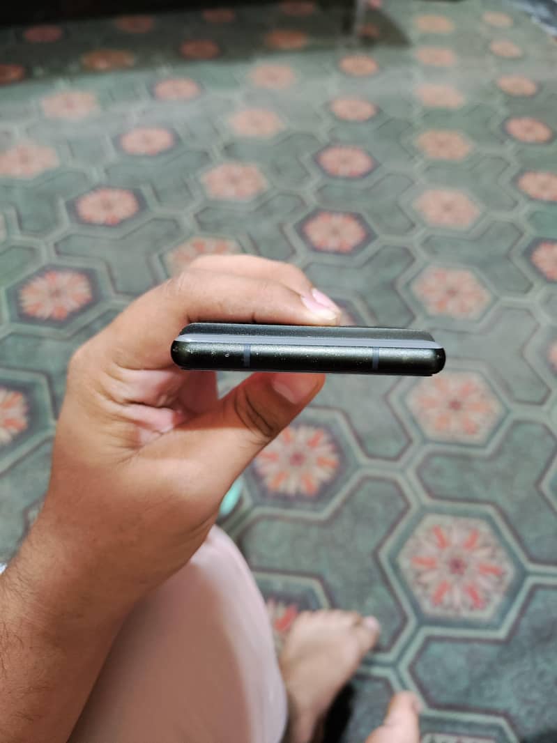 Google Pixel 6 5