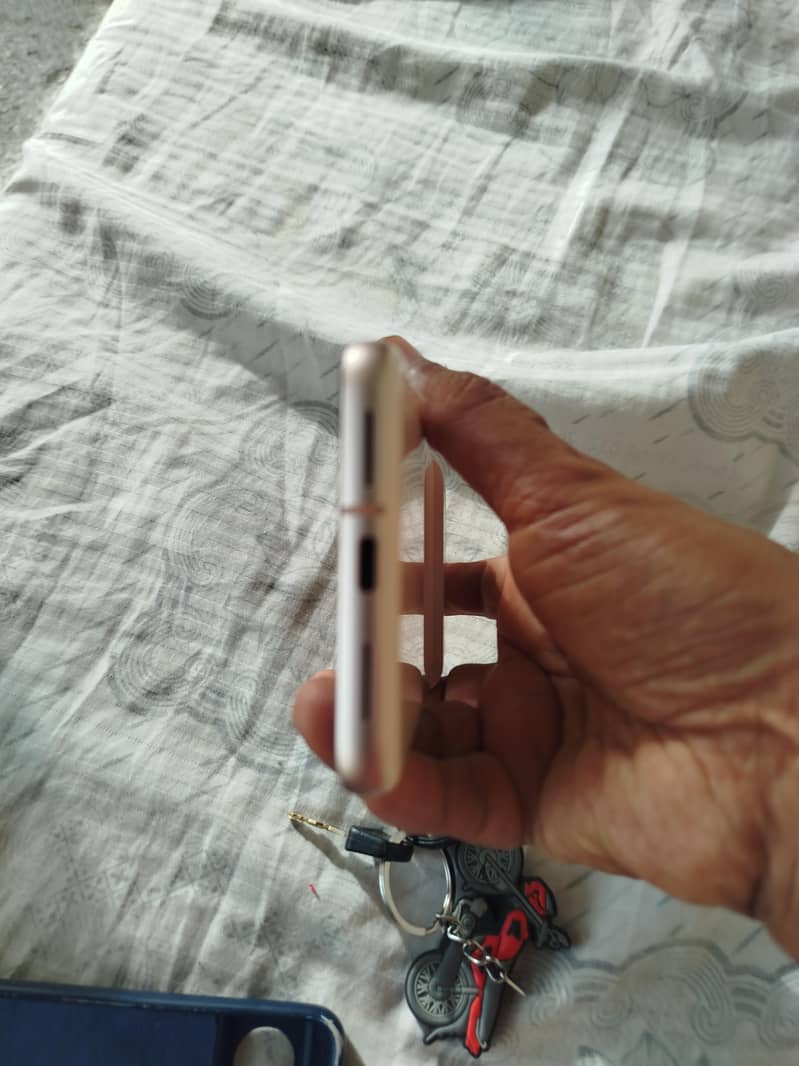 Google Pixel 8 2