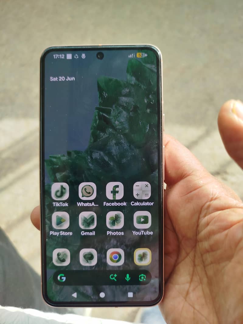 Google Pixel 8 6