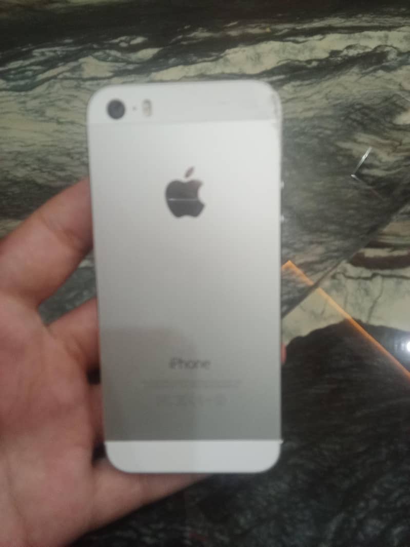 Apple iPhone 5 2