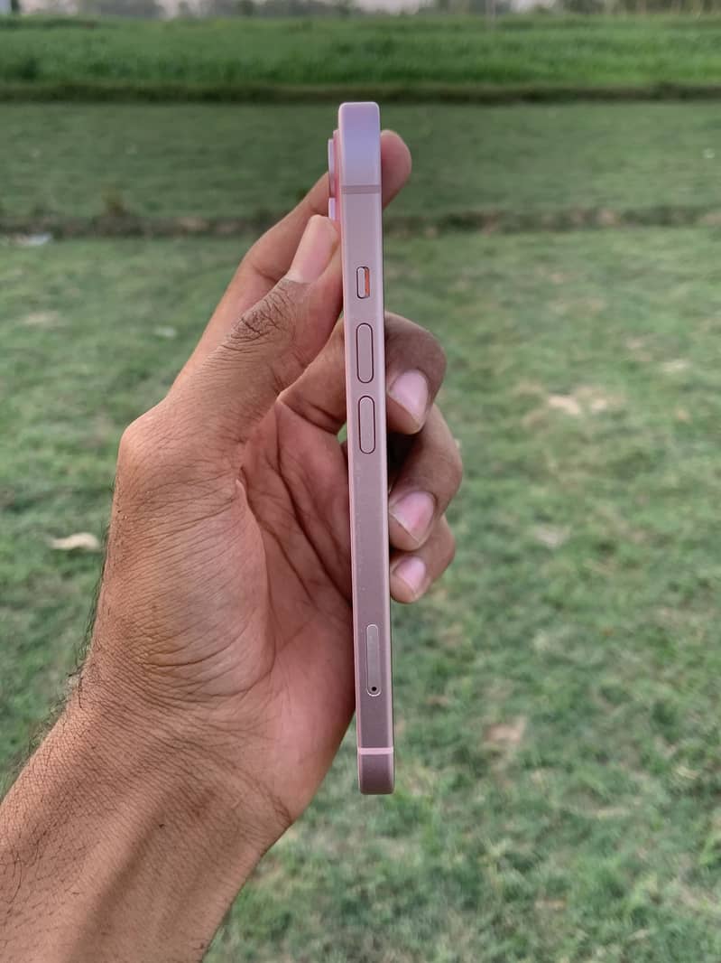 Apple iPhone 15 1