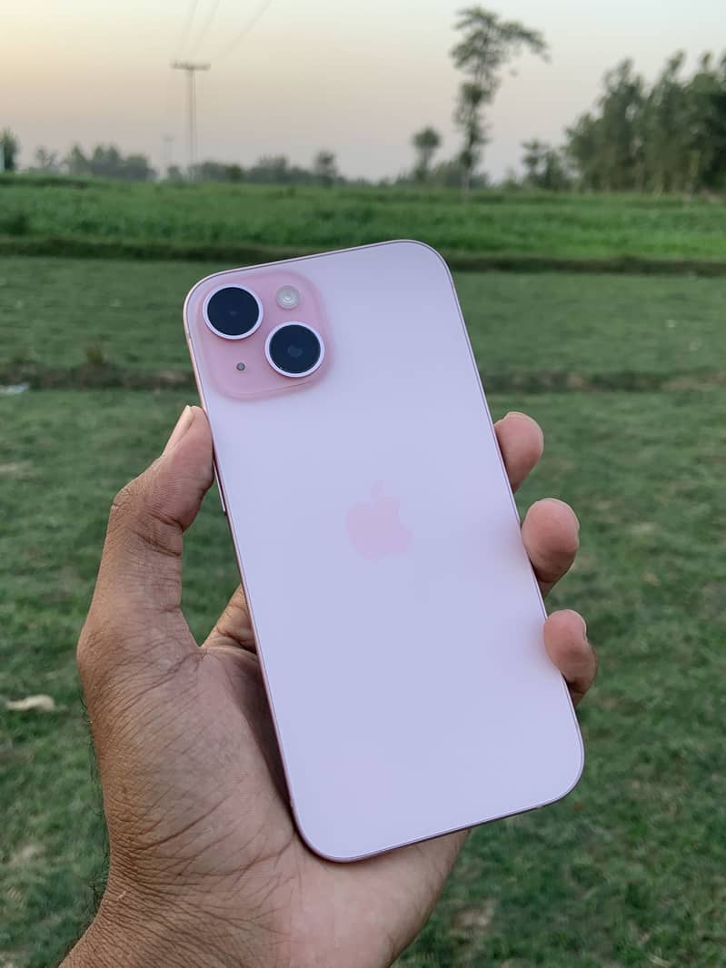 Apple iPhone 15 6