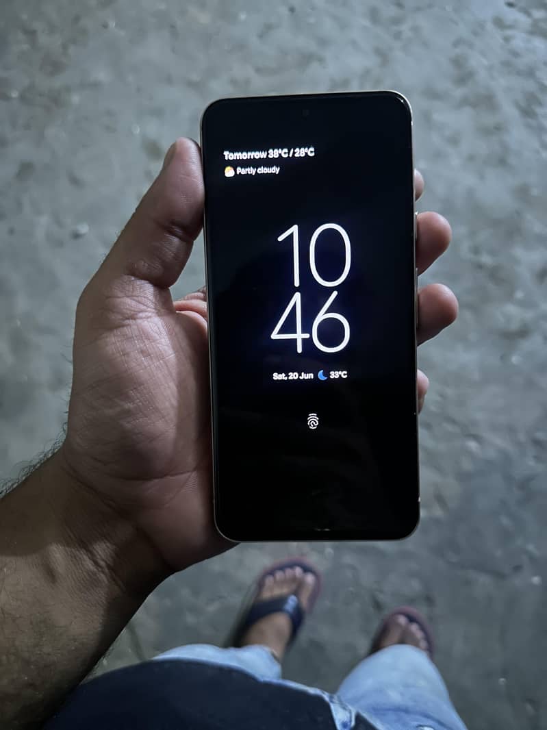 Google Pixel 8 5
